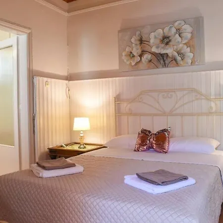 Urban Seaside Oasis - Adriana's Garden Paradise Holiday home Farai