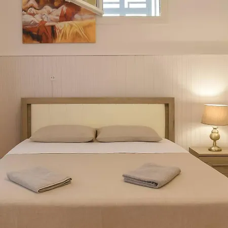 Сasa de vacaciones Urban Seaside Oasis - Adriana's Garden Paradise