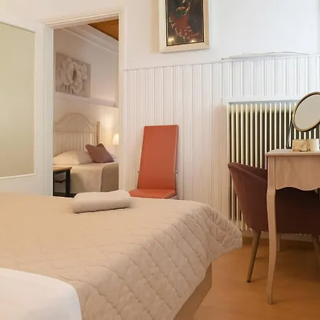 Сasa de vacaciones Urban Seaside Oasis - Adriana's Garden Paradise