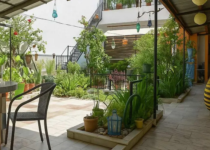 Urban Seaside Oasis - Adriana's Garden Paradise Casa de Férias *