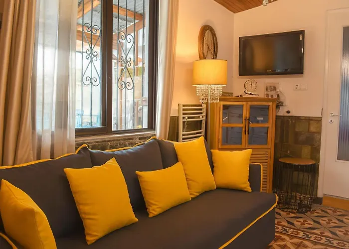 Casa de Férias Urban Seaside Oasis - Adriana's Garden Paradise Farai