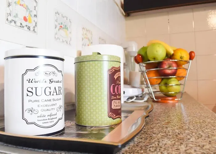 Urban Seaside Oasis - Adriana's Garden Paradise Casa de Férias Farai