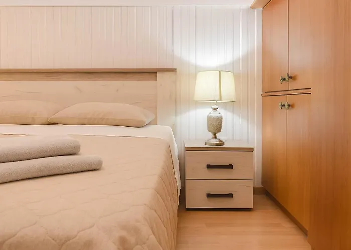 Urban Seaside Oasis - Adriana's Garden Paradise Casa de Férias